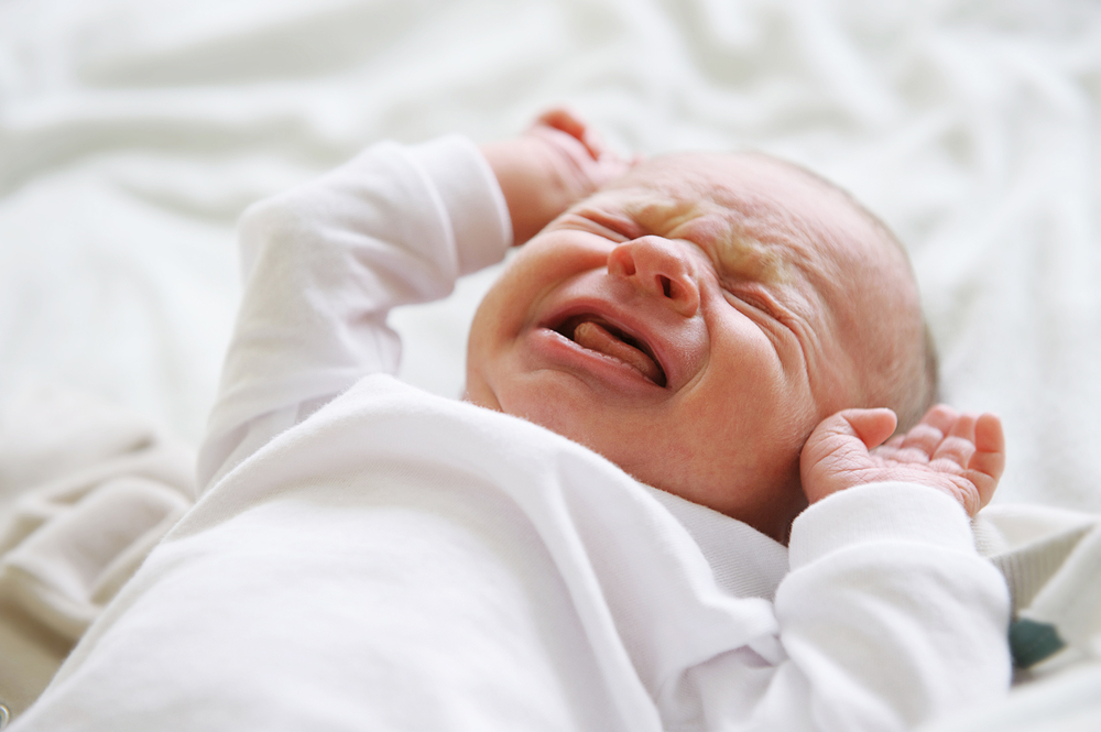Baby weint und die Eltern fühlen sich hilflos - einige Tricks