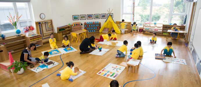 Montessori Schule